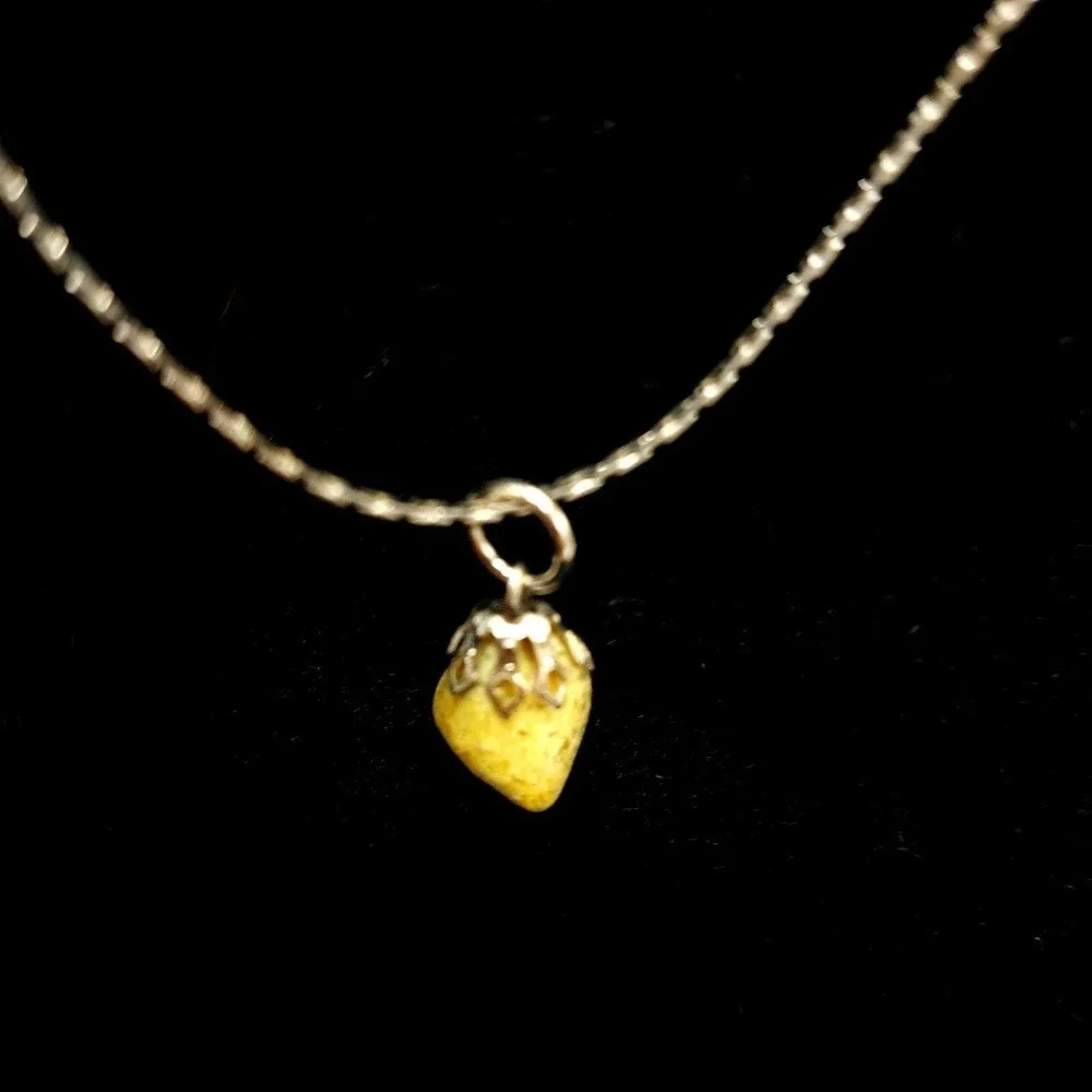 Yellow‎ Jasper Raw Stone Pendant Necklace 18 Inch Silver Filigree Cottagecore